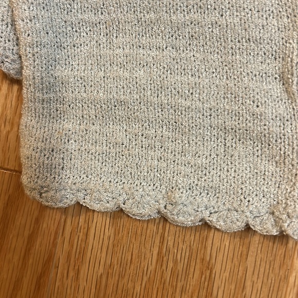 Light blue and light fabric. One button to allow open style - Picture 3 of 5